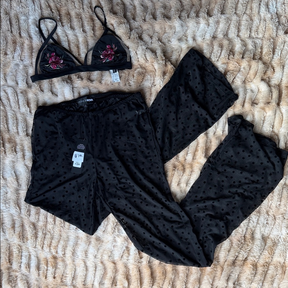 Elegant Black Lace Bralette and Pants Beach Set